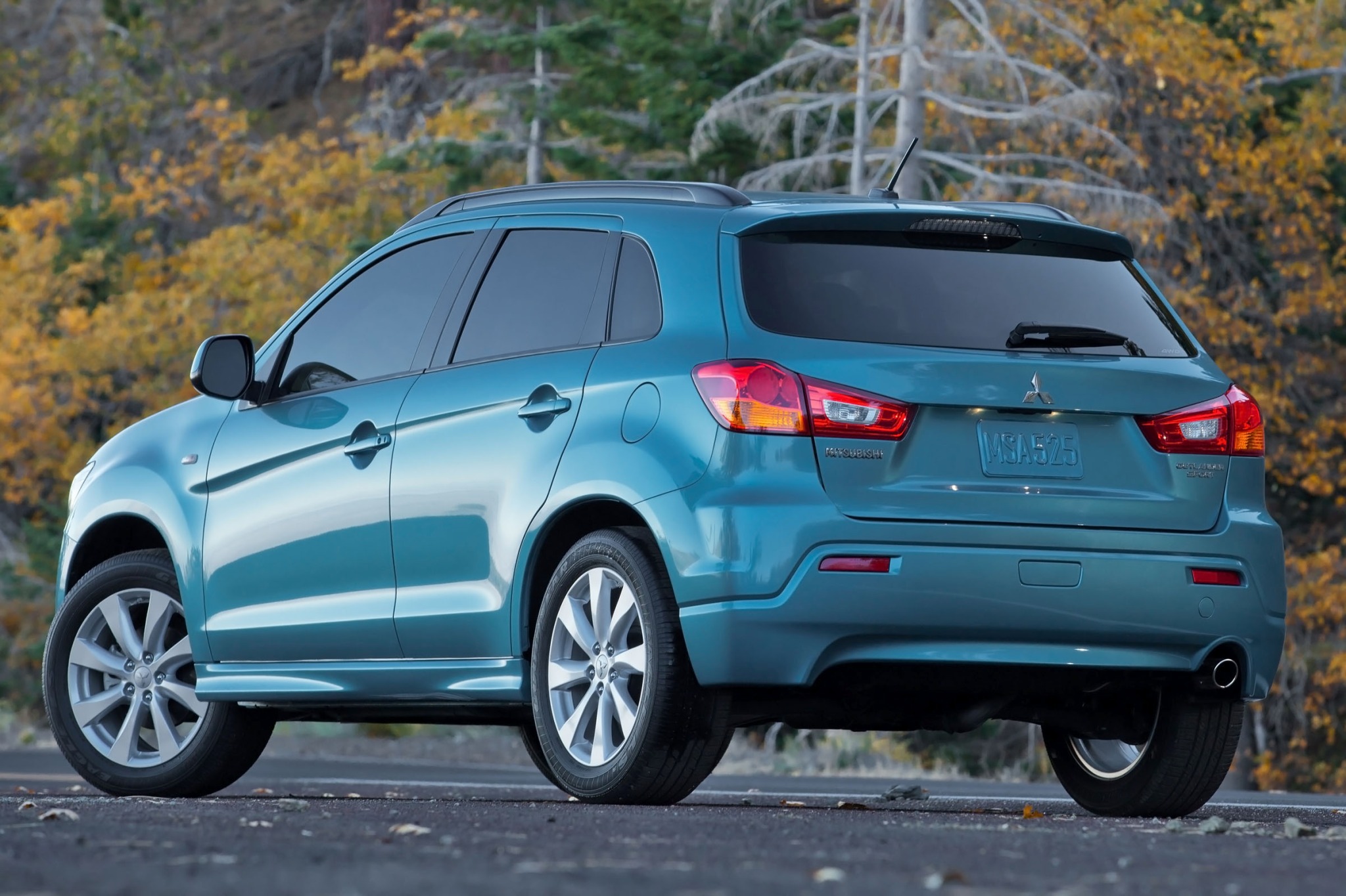 Mitsubishi outlander 2012 г
